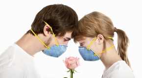Coronavirus: arrivée des masques dans la confusion